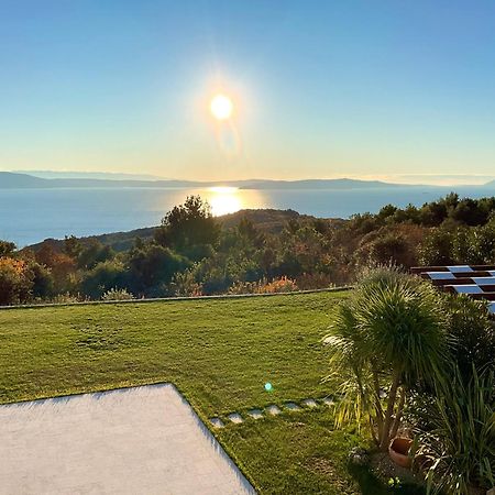 Luxury Panorama Vila With Amazing Seaview In Gondolici 7 Km From Rabac Labin  Buitenkant foto