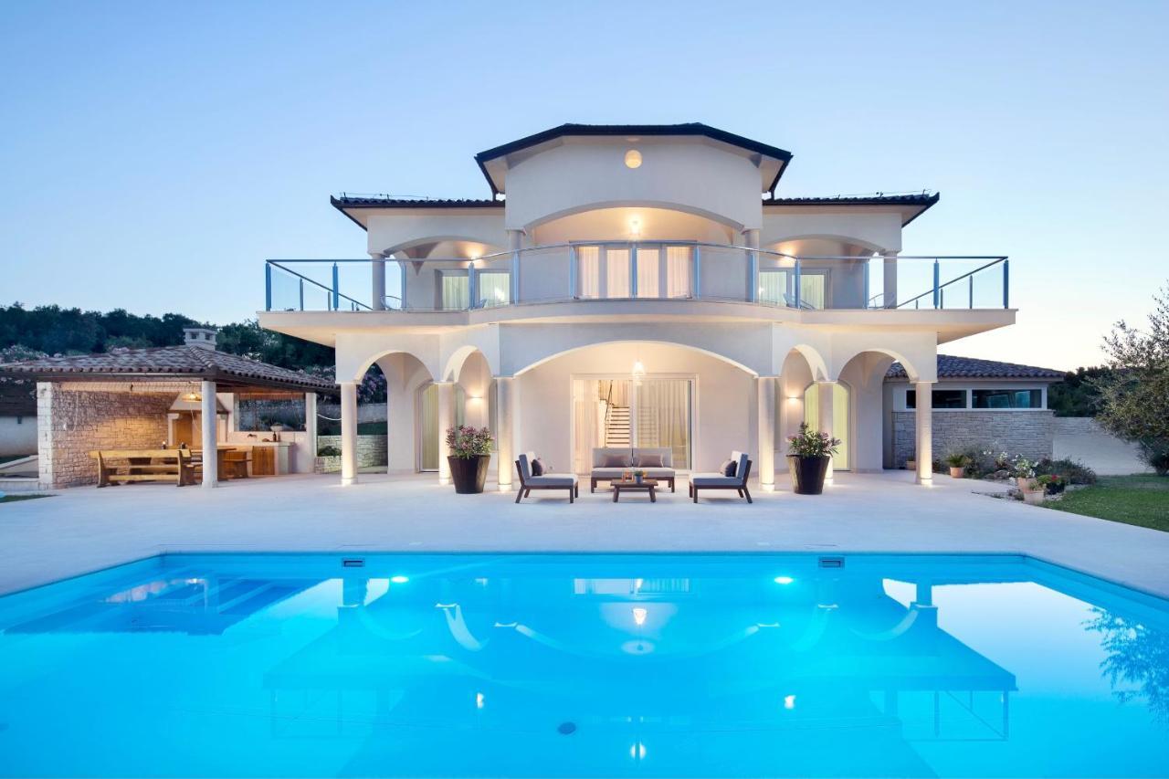 Luxury Panorama Vila With Amazing Seaview In Gondolici 7 Km From Rabac Labin  Buitenkant foto