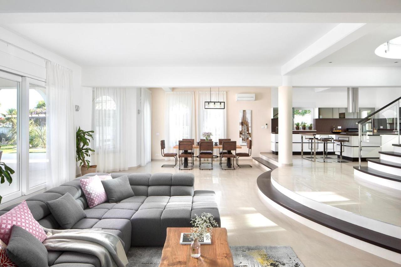 Luxury Panorama Vila With Amazing Seaview In Gondolici 7 Km From Rabac Labin  Buitenkant foto